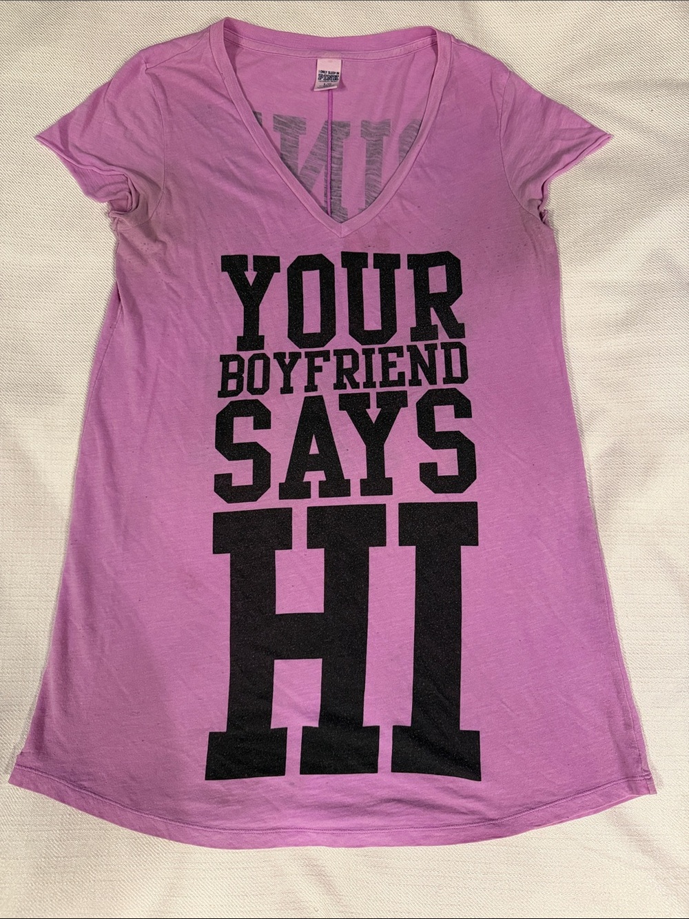 PINK Victoria's Secret Lavender Graphic V‑Neck Long Tee